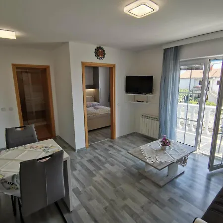 Toni Apartamento