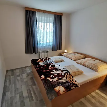 Appartement Toni *